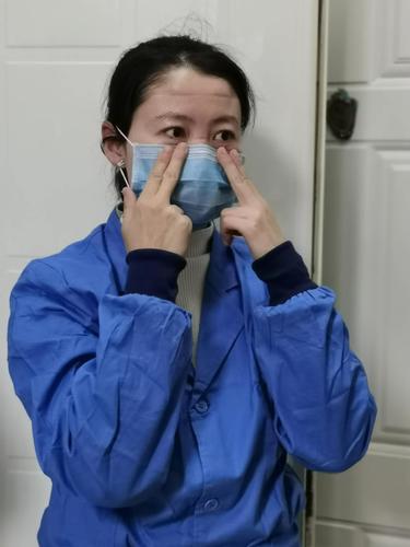 采集完样本脱卸防护服